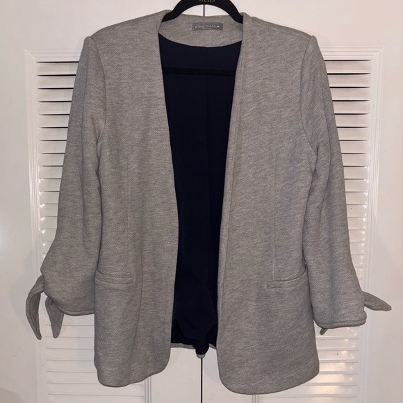 OLIVIA MOON Gray Open Jacket With Tie Cuffs - Picture 2 of 8